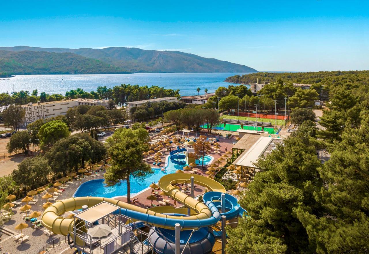 Valamar Amicor Resort Stari Grad  Exterior foto